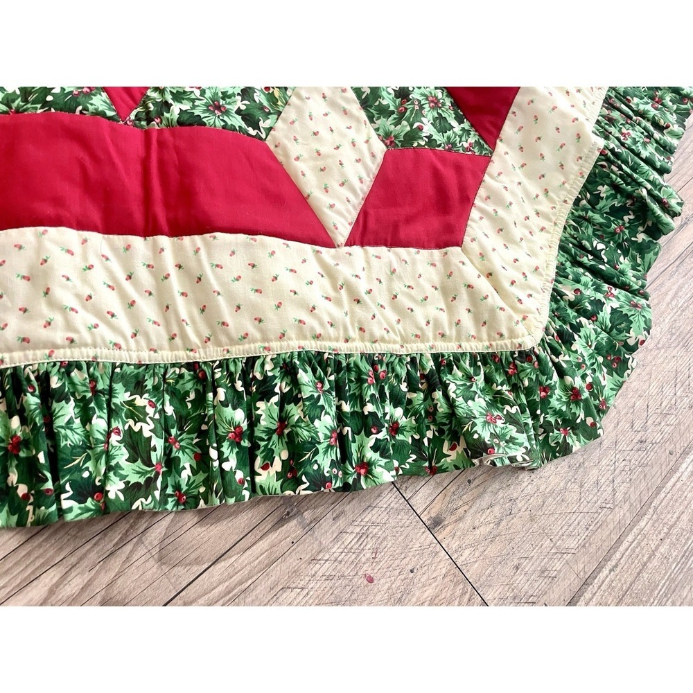 Vintage Hand Made Patchwork Country Quilt Style Christmas Tree Skirt 52x45 - Picture 3 of 4